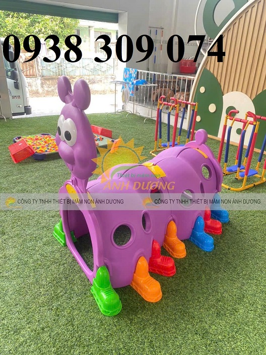 Hầm chui con sâu tím mầm non, hang chui con sâu mầm non