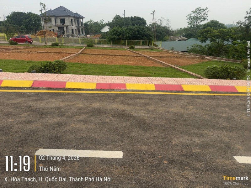 Chính chủ cần bán lô đất tại Hòa Lạc cách Quốc lộ 21 300m diện tích 100m2 mặt tiền 6m chỉ hơn 2 tỷ