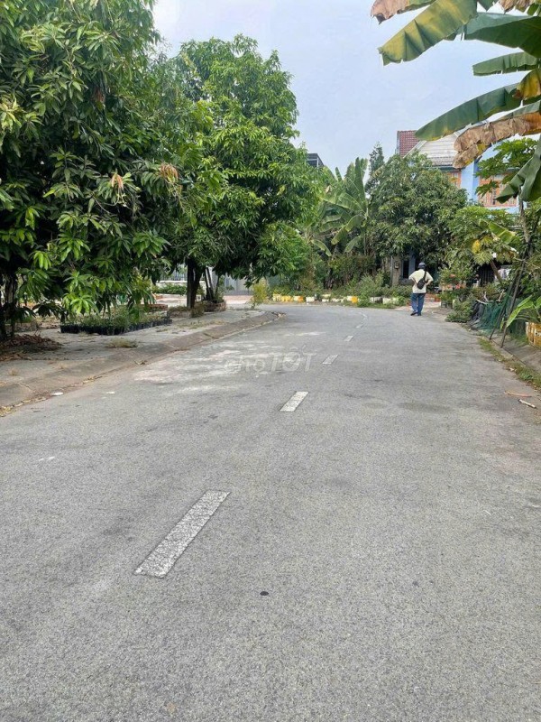 HOT HOT ĐẤT  ĐẸP – GIÁ TỐT – CHÍNH CHỦ BÁN ĐẤT Tại Phường Long Thạnh Mỹ (Quận 9 cũ), Thành phố Thủ