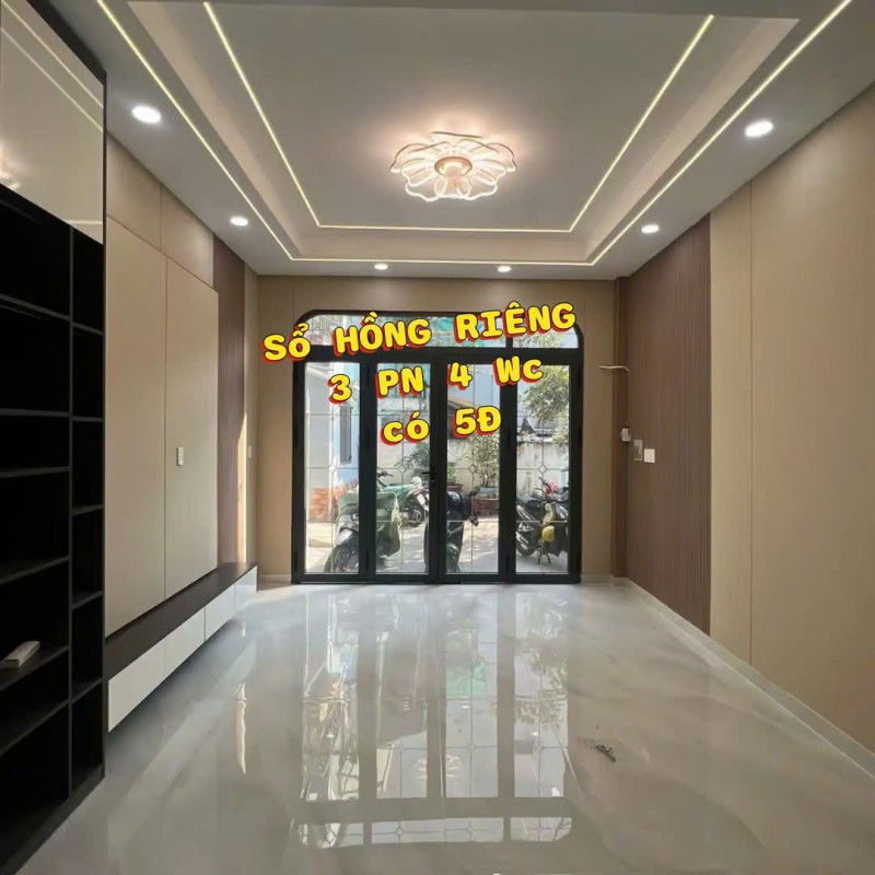 Bán nhà Gấp đã giãm 500 triu Ngang 8.8 x 8.8 nở 9m đúc bê tông q4 trung tâm