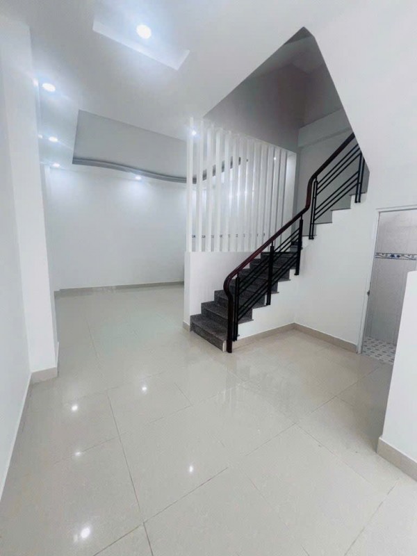 SIÊU PHẨM QUẬN 7- NHÀ MỚI 4 TẦNG – SÁT VÁCH PHÚ MỸ HƯNG – GIÁ CHỈ 6. X TỶ - DT GẦN 60M2.