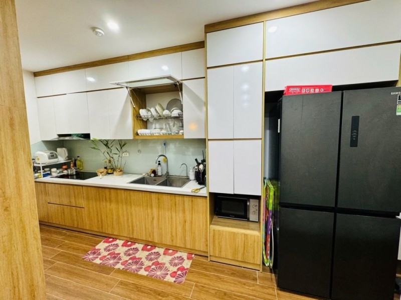 Bán căn hộ Chung cư Eurowindow River75m 3 ngủ view TT triển lãm tầng trung nhỉnh 4 tỷ(TL)