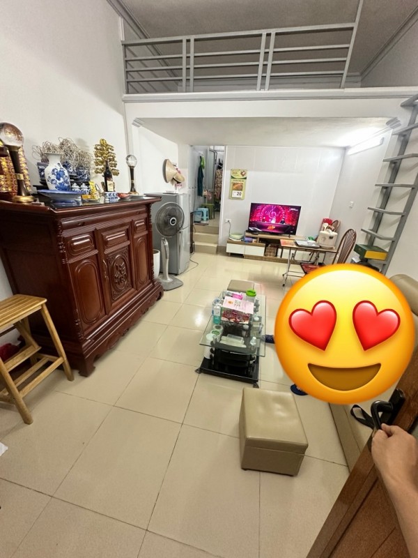 Bán nhà tập thể Nguyễn Công Trứ 50m vuông có thể làm 2 ngủ chỉ 3 tỷ vài chục lẻ