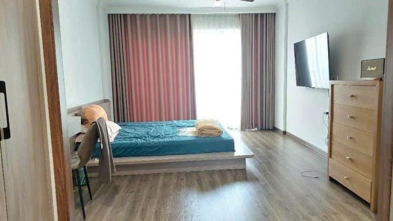 Nhà Dân Xây 2022 Ngõ 173  Hoàng Hoa Thám 34m2 xây  5 Tầng  Giá  8 Tỷ  giá có thương lượng