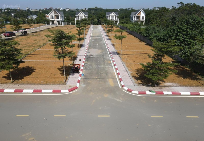 100m² - 4 tỷ  Phú Cát - Hoà Lạc - lô đẹp sát khu đại học