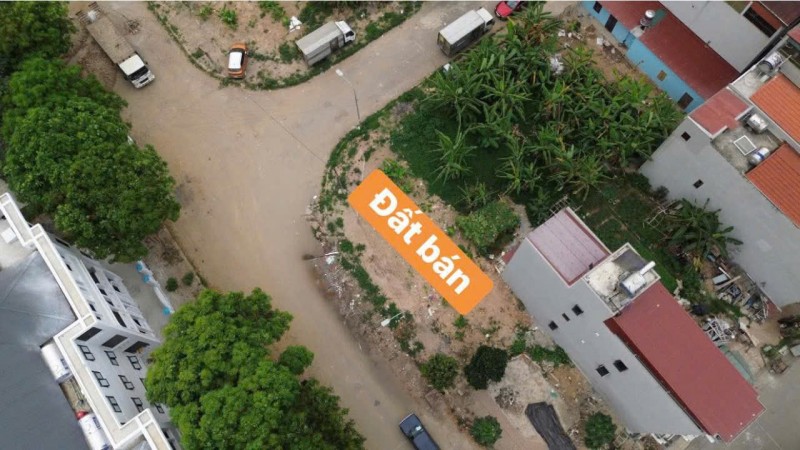 Chính chủ em còn 01 lô góc đắc địa 2 mặt tiền - Hàng F0 đất đấu giá - Sát trường mầm non