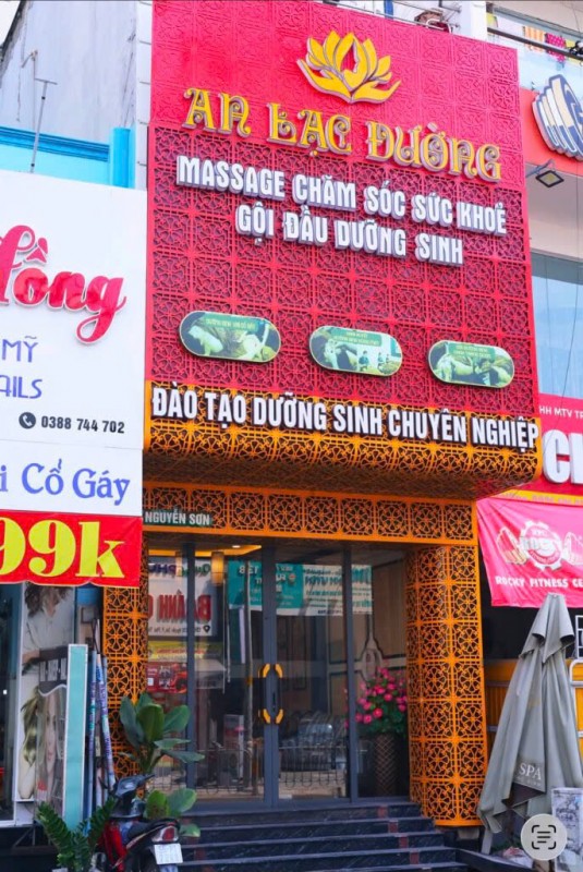 CHÍNH CHỦ CẦN SANG NHƯỢNG SPA QUẬN TÂN PHÚ, HỒ CHÍ MINH