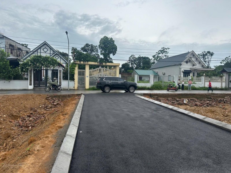 Siêu phẩm đất nền giá rẻ tại Tân Xã - khu CNC Hoà Lạc TC hơn 3tỷ