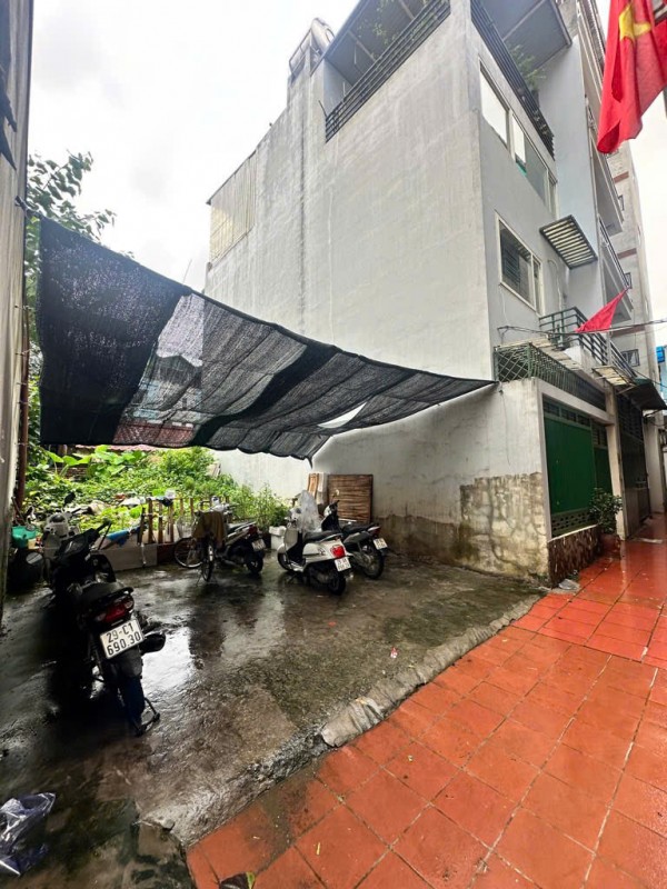 Phân Lô trong đê cạnh chợ Ngọc Thuỵ vị trí vàng TT Long Biên chỉ 13xtr/m2 mặt tiền rộng