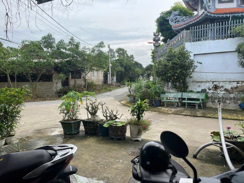 ►  BÁN NHÀ GÓC NGÃ TƯ – VỊ TRÍ KINH DOANH ĐỈNH TẠI HÒA ĐÔNG, CỦ CHI