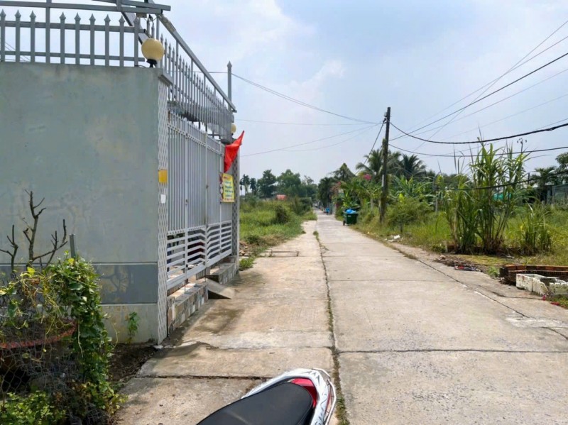 CẦN BÁN 103M2 NHÀ 1 TẤM ĐẸP LUNG LINH HẺM XE TẢI