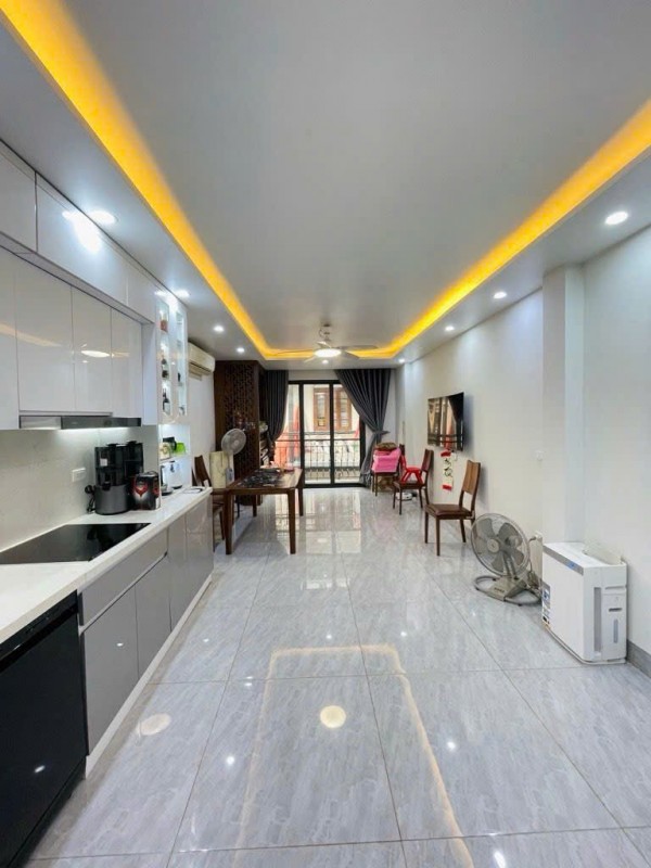 Nhà phố Thượng Thanh phường Việt Hưng Long Biên