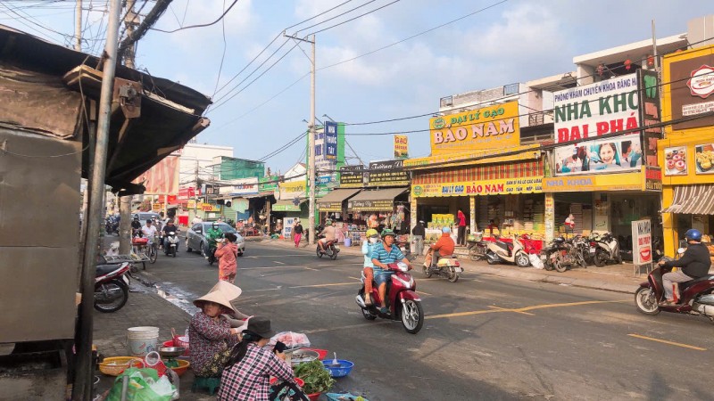 MẶT BẰNG ĐẸP MẶT TIỀN QL50 – DIỆN TÍCH LỚN, KINH DOANH NGAY