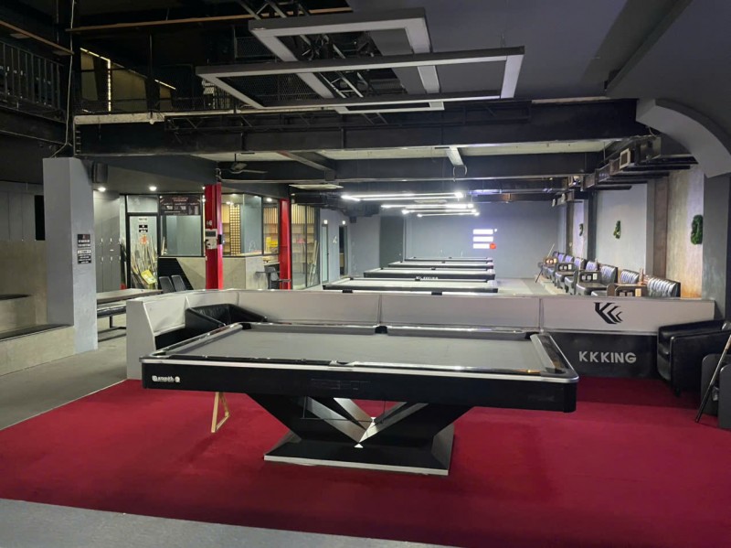 Cho thuê nhà chính chủ số 72 núi thành hải châu đà nẵng 3 tầng 990m2 ngang12m mặt tiền