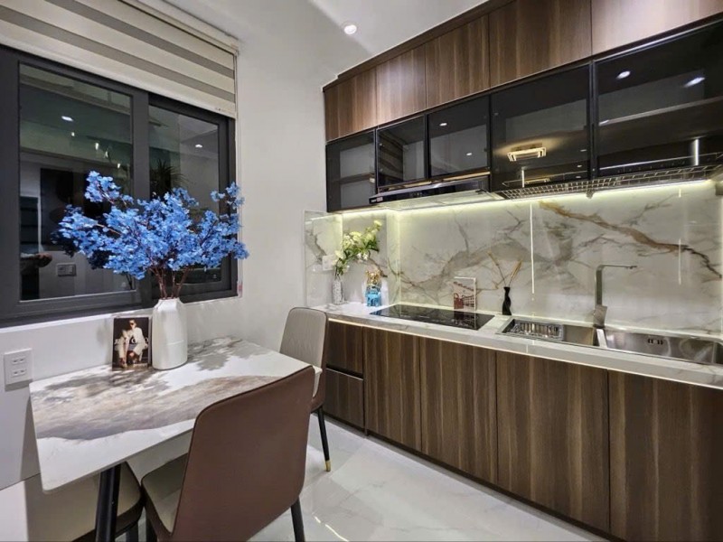 Nhà gần Trường Đại Học Công Thương Tân Phú - 3 tầng - 3PN - tặng full n ội thất - 3.65 tỷ