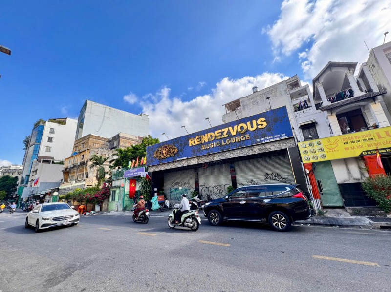 SIÊU PHẨM KHAN HIẾM- BÁN NHÀ 2 TẦNG MẶT TIỀN TRẦN ĐÌNH XU, QUẬN 1- DT 13M*15M VUÔNG ĐẸP- KV CẤP