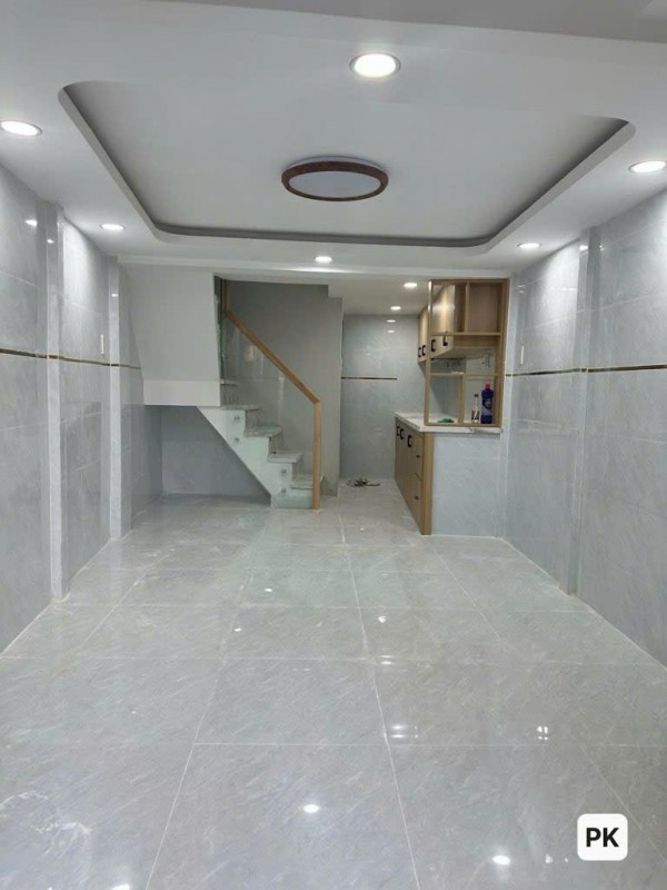 Sát Mặt Tiền Âu Cơ, Tân Phú - 3 tầng - 3 Phòng ngủ - an ninh, dân trí - chỉ 3.8 tỷ(tl)