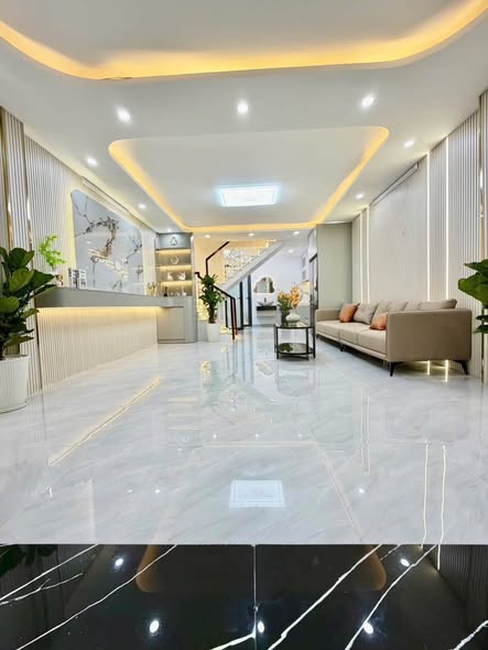 HẺM HUỲNH TẤN PHÁT KẾ BÊN QUẬN 7 - NHÀ MỚI TINH - 2 TẦNG ĐỦ NỘI THẤT - KHU DÂN CƯ HIỆN HỮU