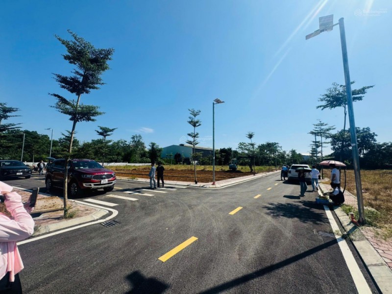 Bán đất tại Phú Cát, Hòa Lạc, Hà Nội, giá cực tốt, 107m2