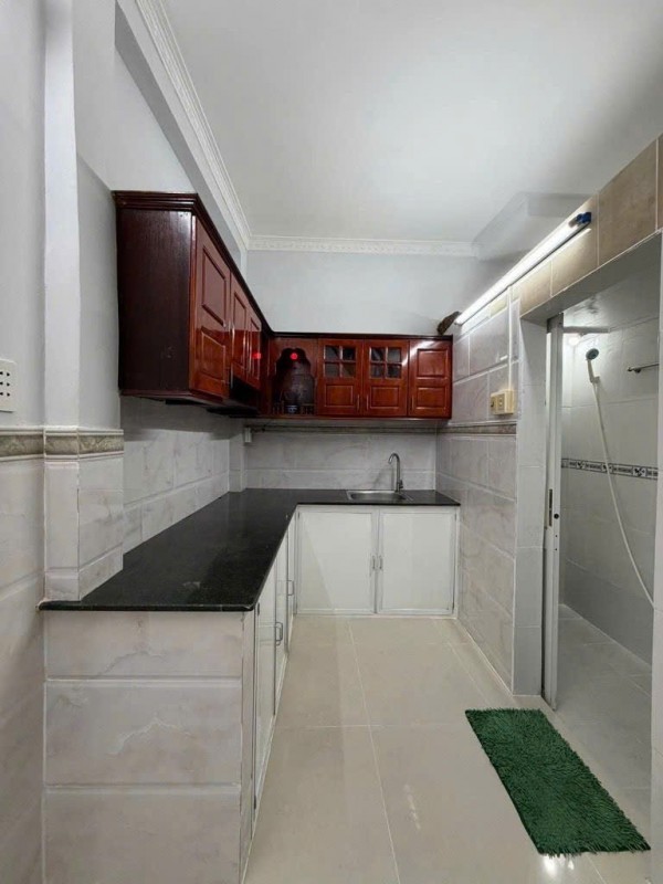 Bán nhà Đường Đoàn Văn Bơ, Phường 13, Quận 4, Hồ Chí Minh.