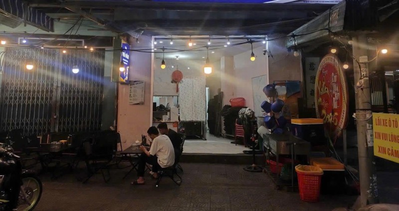 Sang gấp quán tại đường Lê Đình Lý, Thanh Khê, Đà Nẵng
