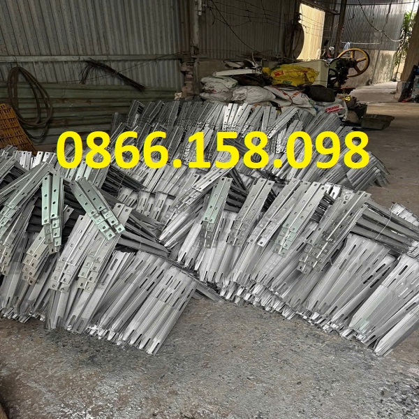 Giá đỡ treo cục nóng điều hòa máy lạnh sẵn kho số lượng lớn