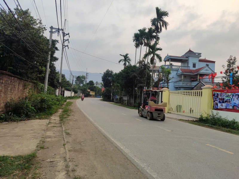 Hiếm có khó tìm – đất mặt trục liên xã, kinh doanh đỉnh mà giá chỉ bằng đất thường