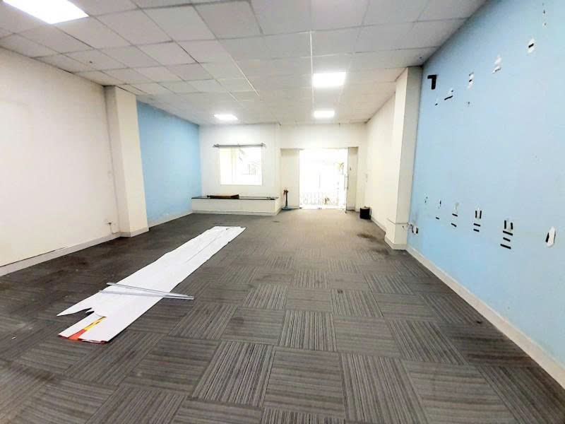 Bán nhà Mặt tiền Hiệp Bình, gần Vạn Phúc City, QL13, 6,5x28m, 6 Tầng - có Hầm, chỉ 35 Tỷ.