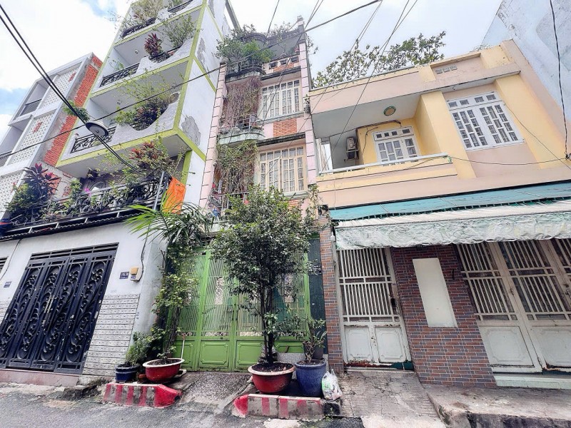 BÁN NHÀ 3 TẦNG HXH 8M Đ.TRẦN VĂN ĐANG THÔNG HOÀNG SA & CÁCH MẠNG THÁNG 8, QUẬN 3 - NGANG LỚN 6M*15M