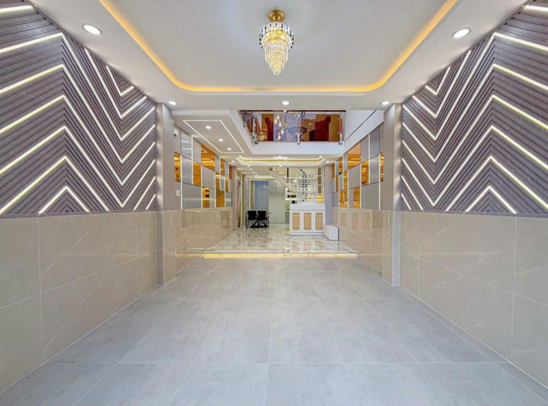 XE HƠI ĐỂ TRONG NHÀ, HUỲNH THỊ ĐỒNG, 4X19M, CẠNH PHÚ MỸ HƯNG, HƠN 8 TỶ