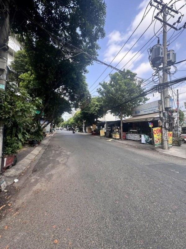 Bán nhà Mặt tiền Trần Thị Trọng ( Cống Lớ) - gần Phạm Văn Bạch, 5,2x20m, 2 Tầng, 13,5  tỷ.