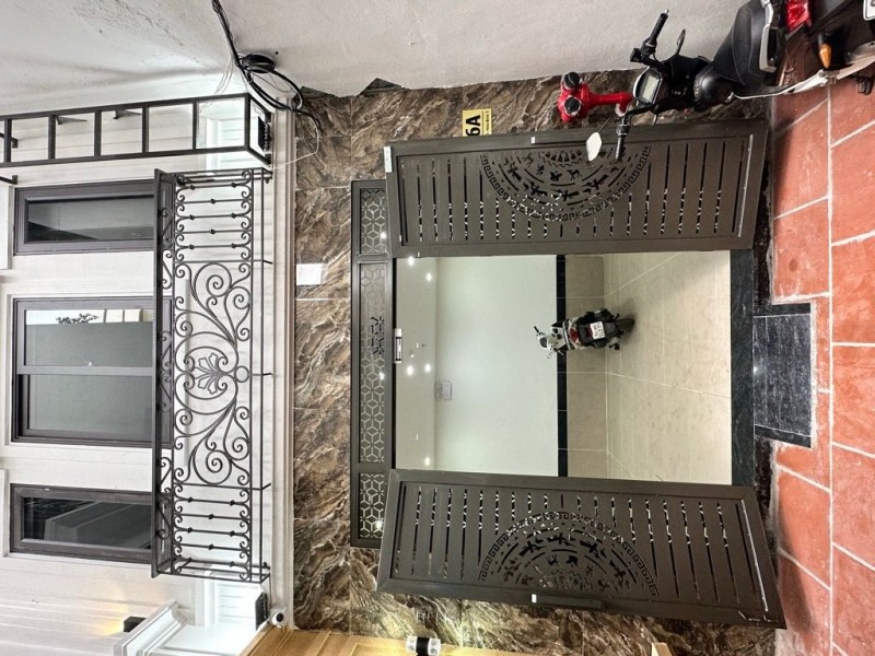 CHỦ NHÀ ĐAU ĐẦU-CƠ HỘI ĐẦU TƯ HIẾM TẠI PHÚC LỢI – NHÀ 5 TẦNG MỚI, VỊ TRÍ ĐẸP.