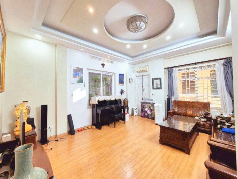 Bán nhà khu phân lô phố Phùng Chí Kiên, Cầu Giấy, ô tô vào nhà, 45m, 5 tầng, 13 tỷ