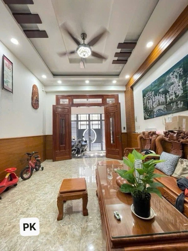 HXH - đường Độc Lập - 4X20M - 4 tầng - 5PN - tặng full nội thất - 9.x tỷ(tl)