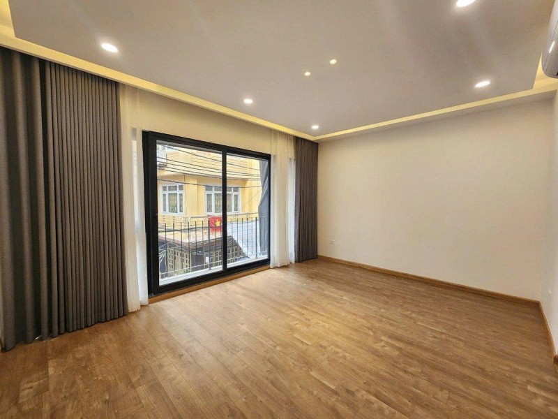 SIÊU PHẨM VÕNG THỊ – Ô TÔ TRÁNH – THANG MÁY – 200M RA HỒ TÂY – MUA LÀ GIỮ TIỀN CHẮC