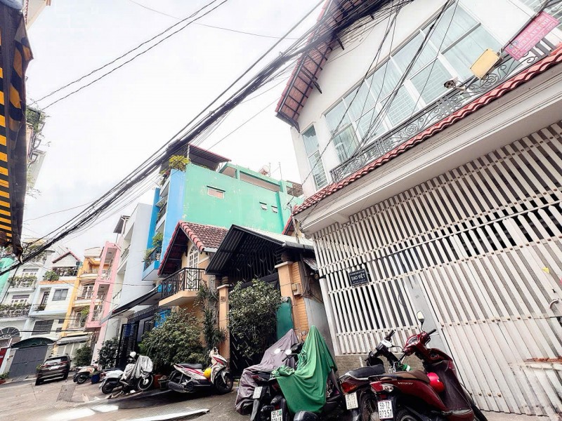 HIẾM NHÀ BÁN DẠNG BIỆT THỰ MÁI NGÓI Đ.NGUYỄN CẢNH CHÂN, QUẬN 1 - NGANG HIẾM 6,3M * 14M - NGAY GÓC