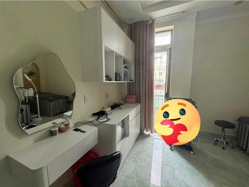 Sang nhượng mặt bằng Nail - Gội tại DT743A Dĩ An, Bình Dương