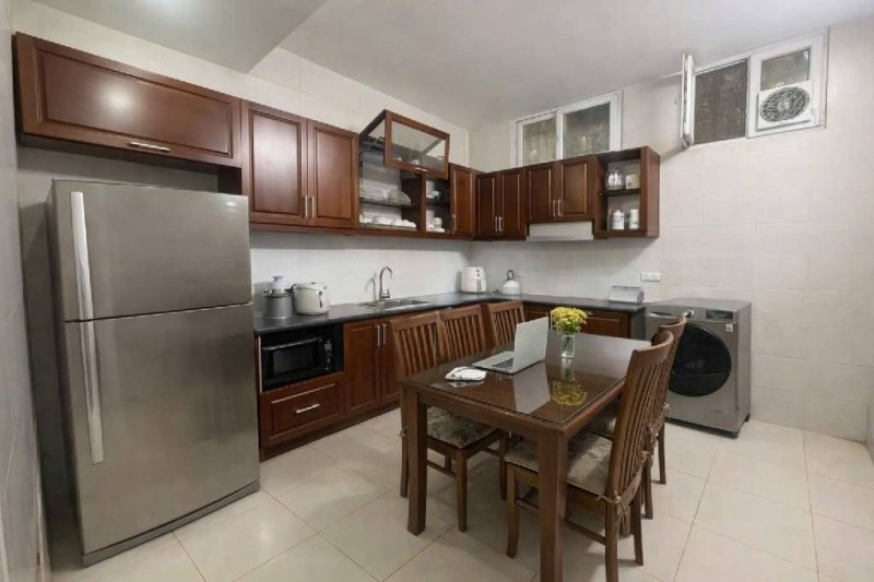 Tập thể Nguyễn văn Cừ Long Biên 4 tỷ 60m tầng 1 vừa ở vừa kinh doanh