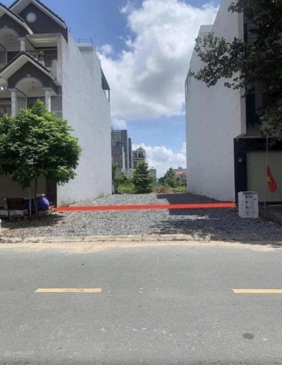 Thanh lí lô Hoà Lạc 136m2, MT 6m, gần ĐH Quốc Gia, QL 21, khu CNC, ĐH FPT, trục chính 420 chỉ 3,5tỷ