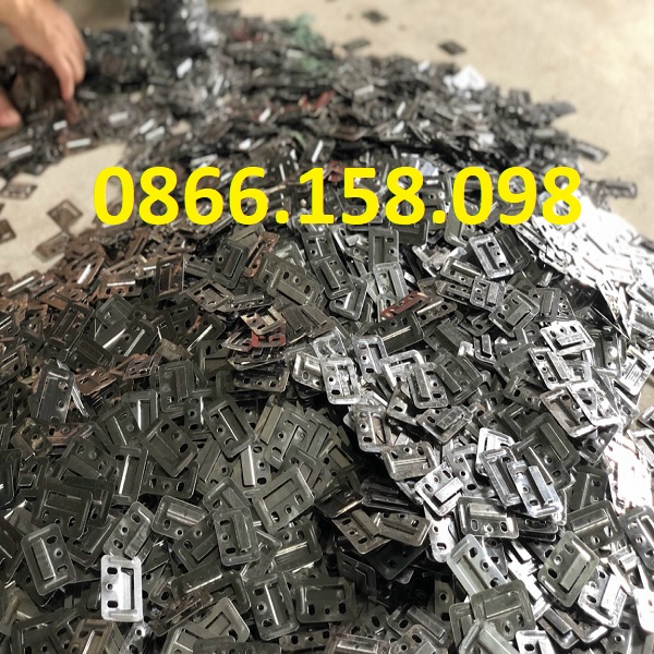 Kẹp inox giữ tấm nhựa ốp tường giá rẻ tại Hà Nội