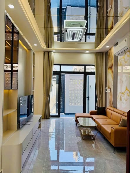 B.Á.N NHÀ MỚI XÂY - 1 TRỆT 2 LẦU + TUM THANG - NGANG 6.4m - GIÁ 6.49TỶ