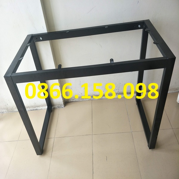 Mua tai sắt gắn mặt bàn số lượng lớn ở đâu?