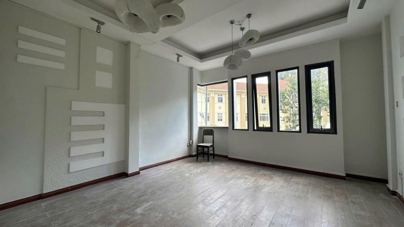 Cho thuê nhà mặt tiền 8 phòng Phạm Ngọc Thạch phường 6 Đà Lạt