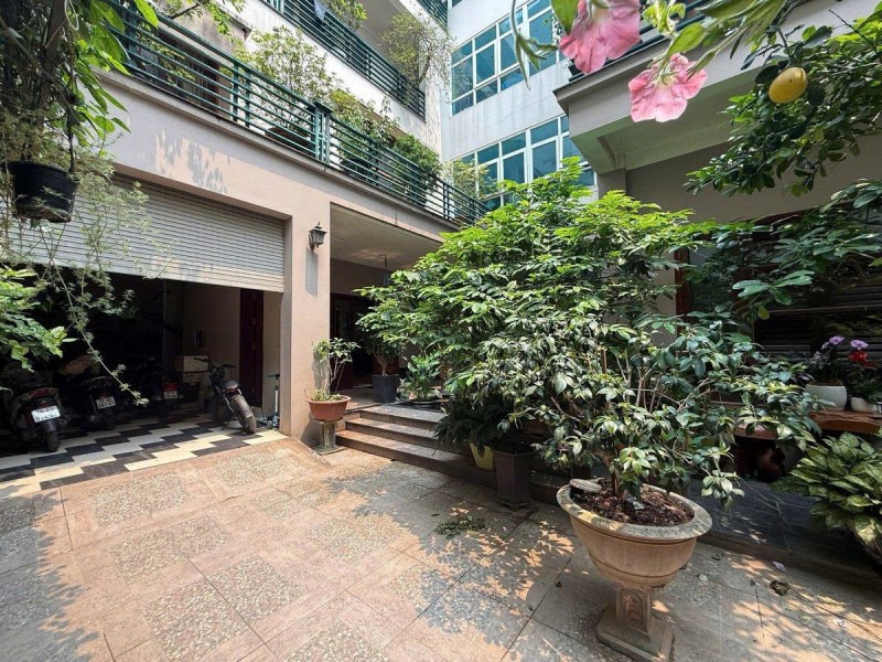 NHÀ VIEW HỒ TÂY TRÍCH SÀI – 272M², 4 TẦNG, MẶT TIỀN 15M, Ô TÔ VÀO NHÀ, GIÁ 65 TỶ