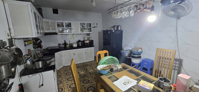 Bán nhà Trần Nhật Duật, 100m2, 2 tầng, mặt tiền 6.5m, 35.5 tỉ, kinh doanh homestay, khách sạn