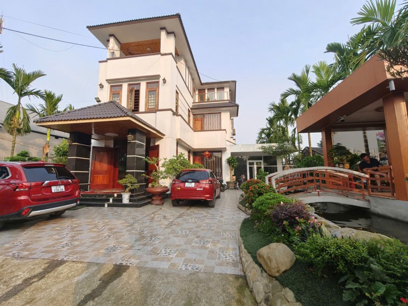 CHÍNH CHỦ CẦN BÁN BIỆT THỰ 3 TẦNG – KHÔNG GIAN RỘNG, GIÁ TỐT