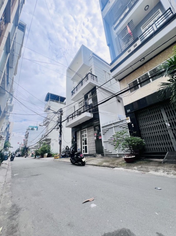 HẺM Ô TÔ 6M, HUỲNH TẤN PHÁT - QUẬN 7. 153M2, NHÀ 1 TRỆT 2 LẦU, SÂN THƯỢNG, 4PN, GIÁ  CHỈ  12,99 TỶ
