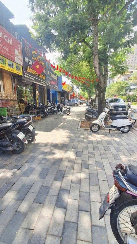 MẶT PHỐ LẠC LONG QUÂN – 103M² – MT 6M – VỈA HÈ RỘNG – GIÁ CHỈ 10.8 TỶ