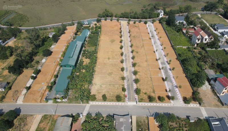 Vị trí vàng lô đất 100m2 gần Hạ Bằng, khu vực trung tâm Hòa Lạc. Phù hợp xây trọ, đầu tư sinh lời,