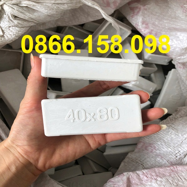 Địa chỉ bán bịt đầu sắt hộp 40x80mm nhiều mẫu, giá hợp lý